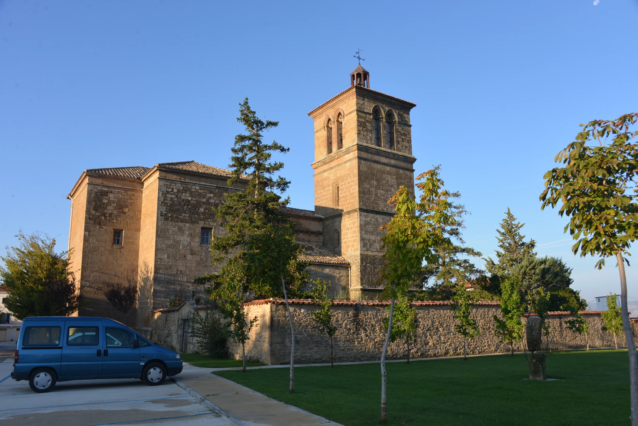 G0000237.JPG