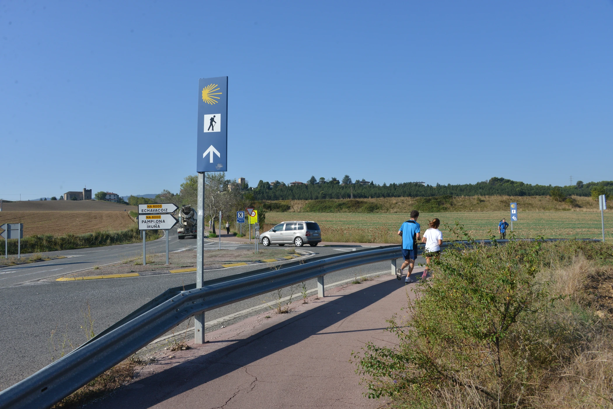 G0000375.JPG