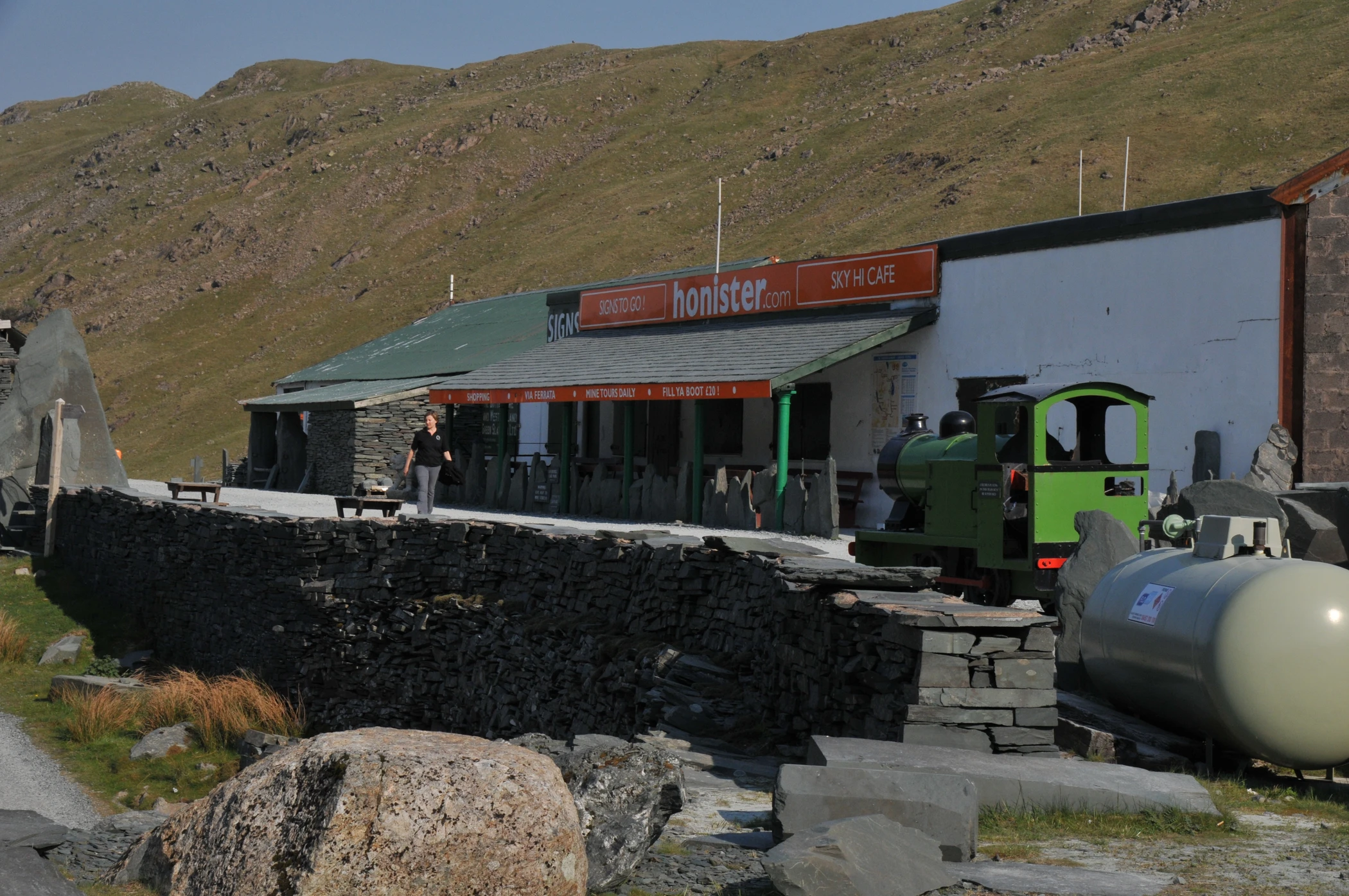 V0000165.JPG